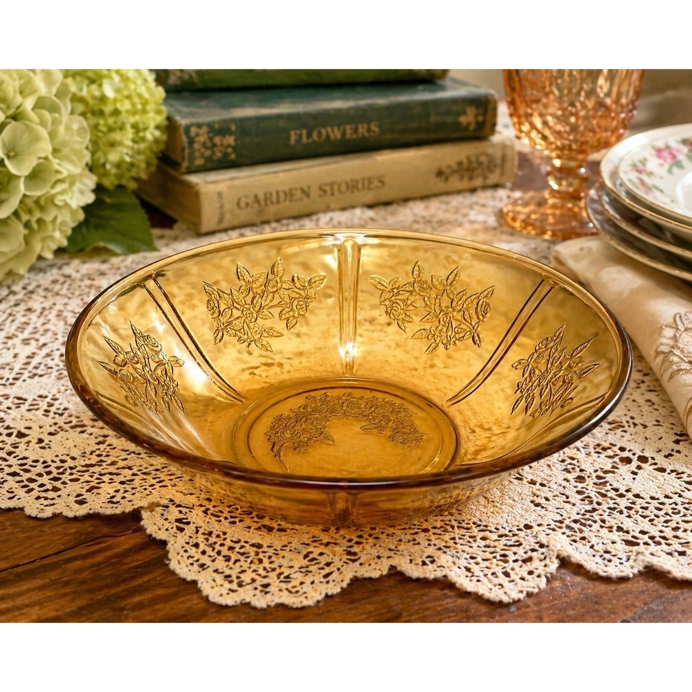 Federal Glass Sharon Cabbage Rose Amber Soup / Fruit Bowl 8.5” Depression